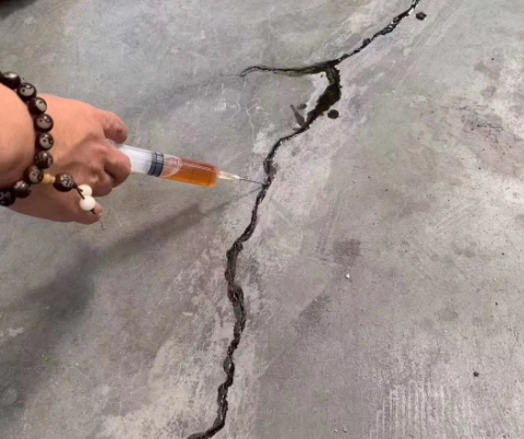 柏乡混凝土裂缝修补技术详解​